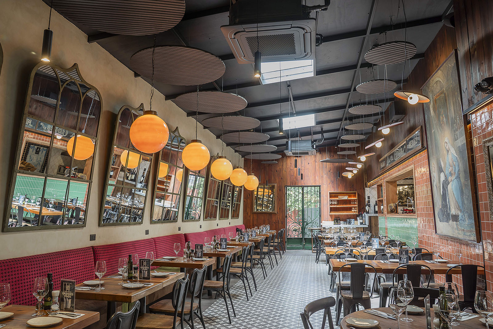 Nubes acusticas vinoteca vitacura009